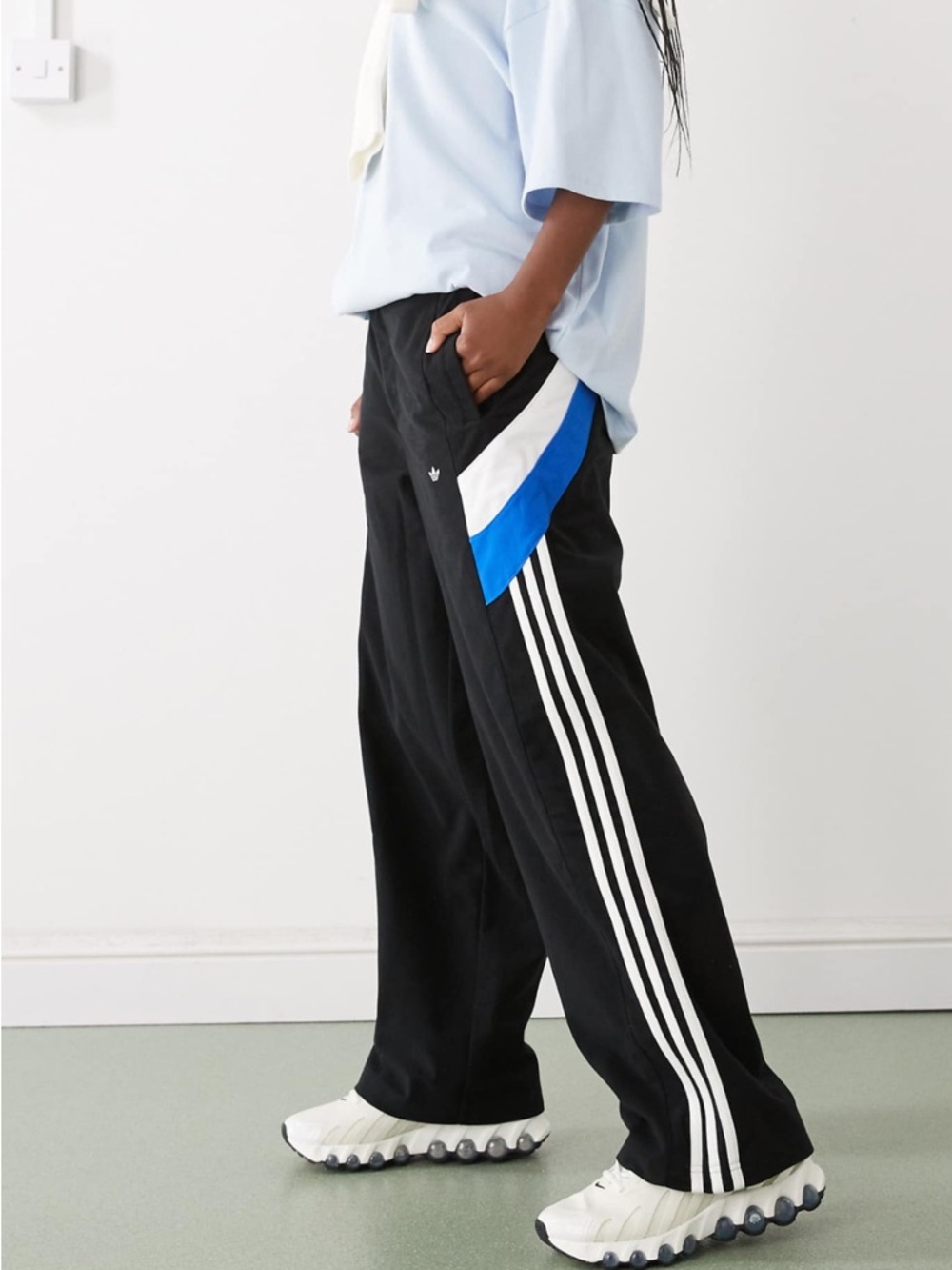 NWT adidas Black Wide-Leg Sweatpants with Blue & White Panels
